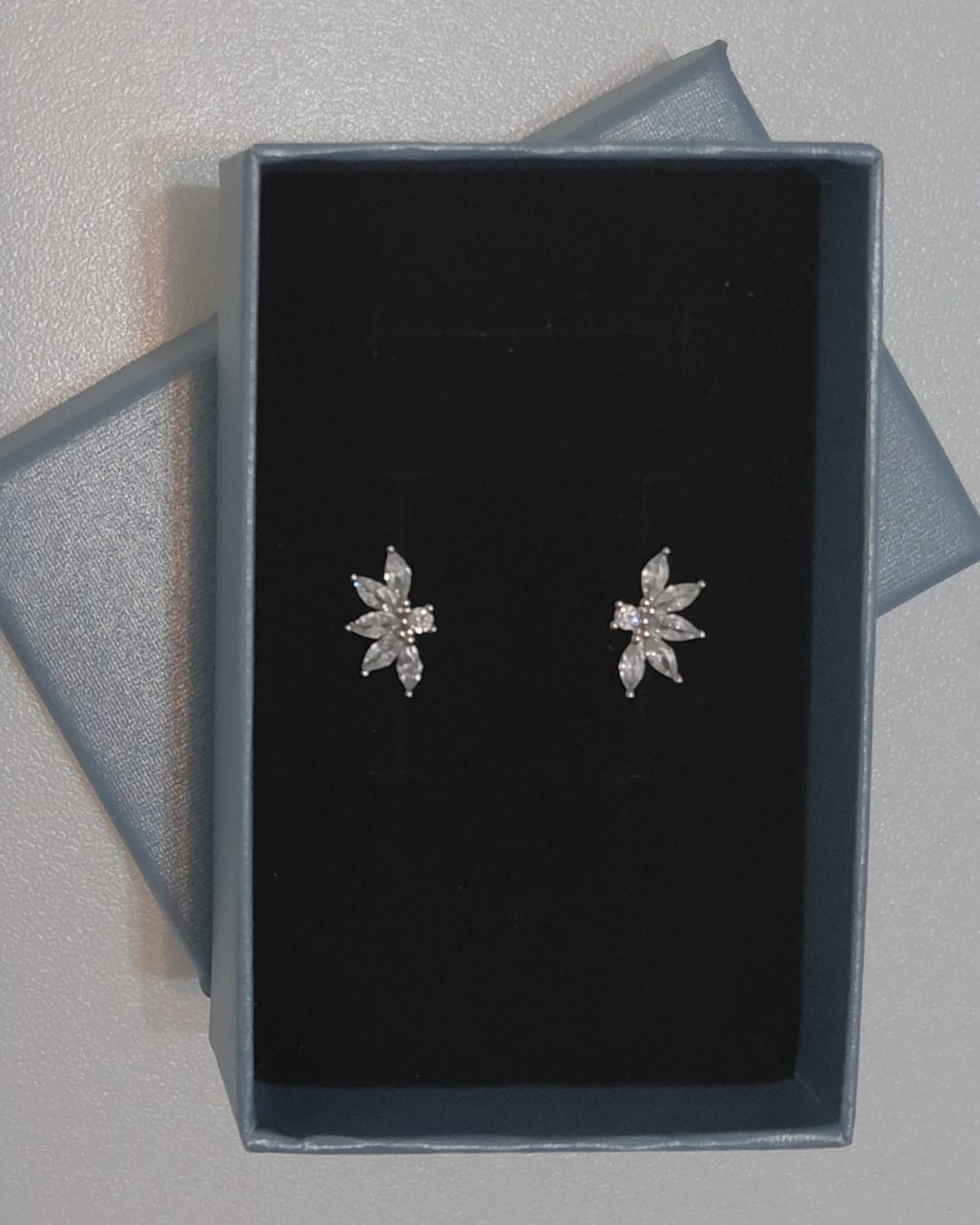 Pendientes Circonitas Media Flor