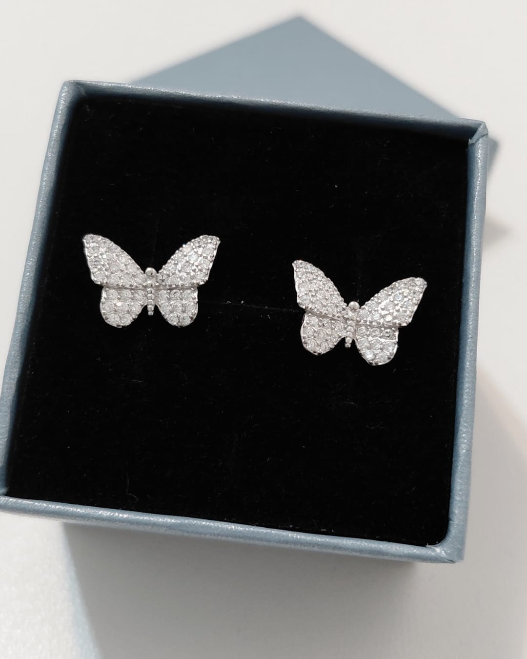 Pendientes mariposa con circonitas
