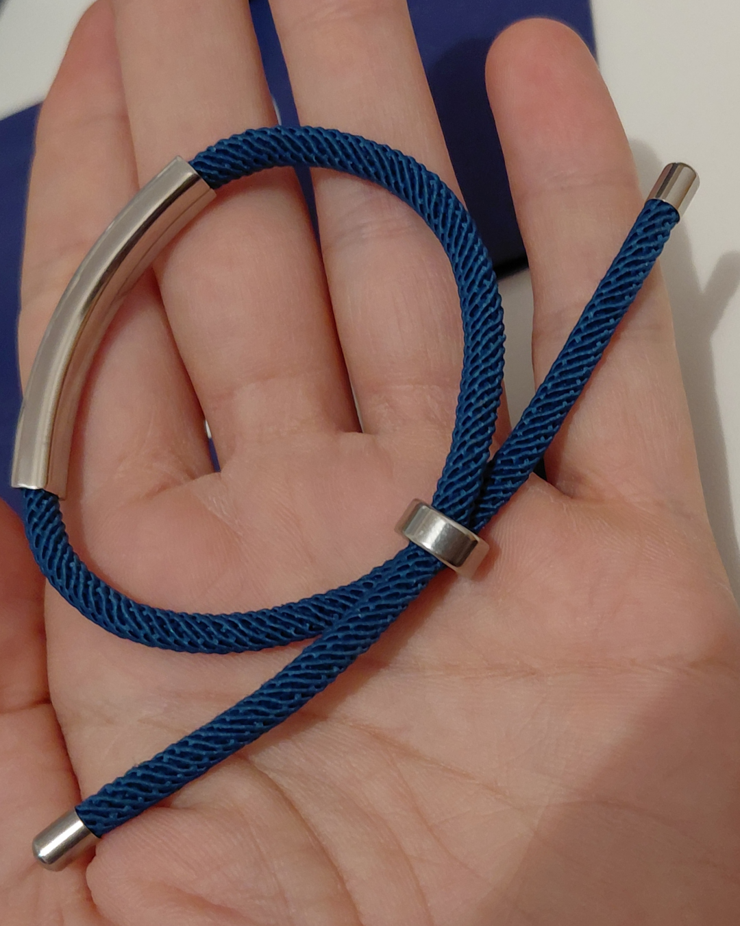 Pulsera Cordón Náutico con Placa Grabada · Acero