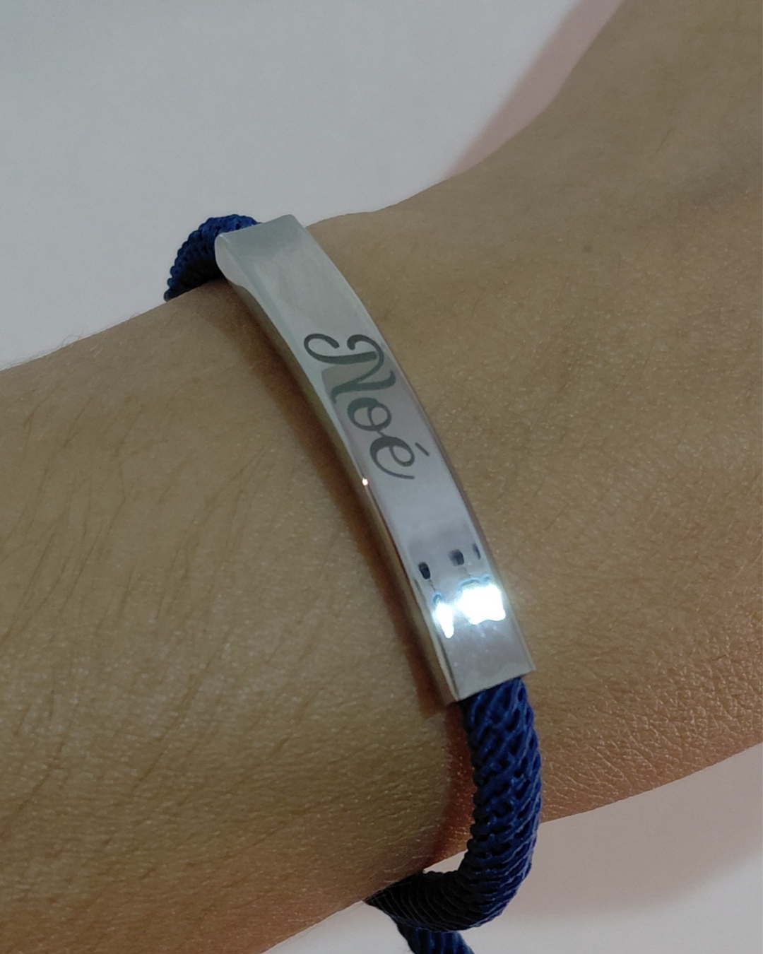Pulsera Cordón Náutico con Placa Grabada · Acero