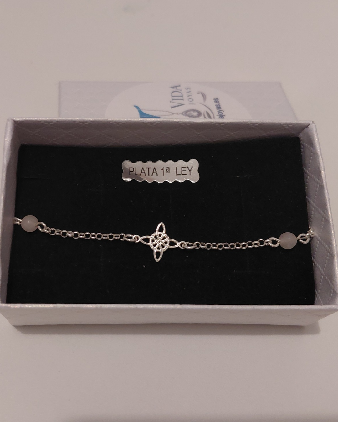 Pulsera Plata Nudo de Bruja con Piedras Naturales