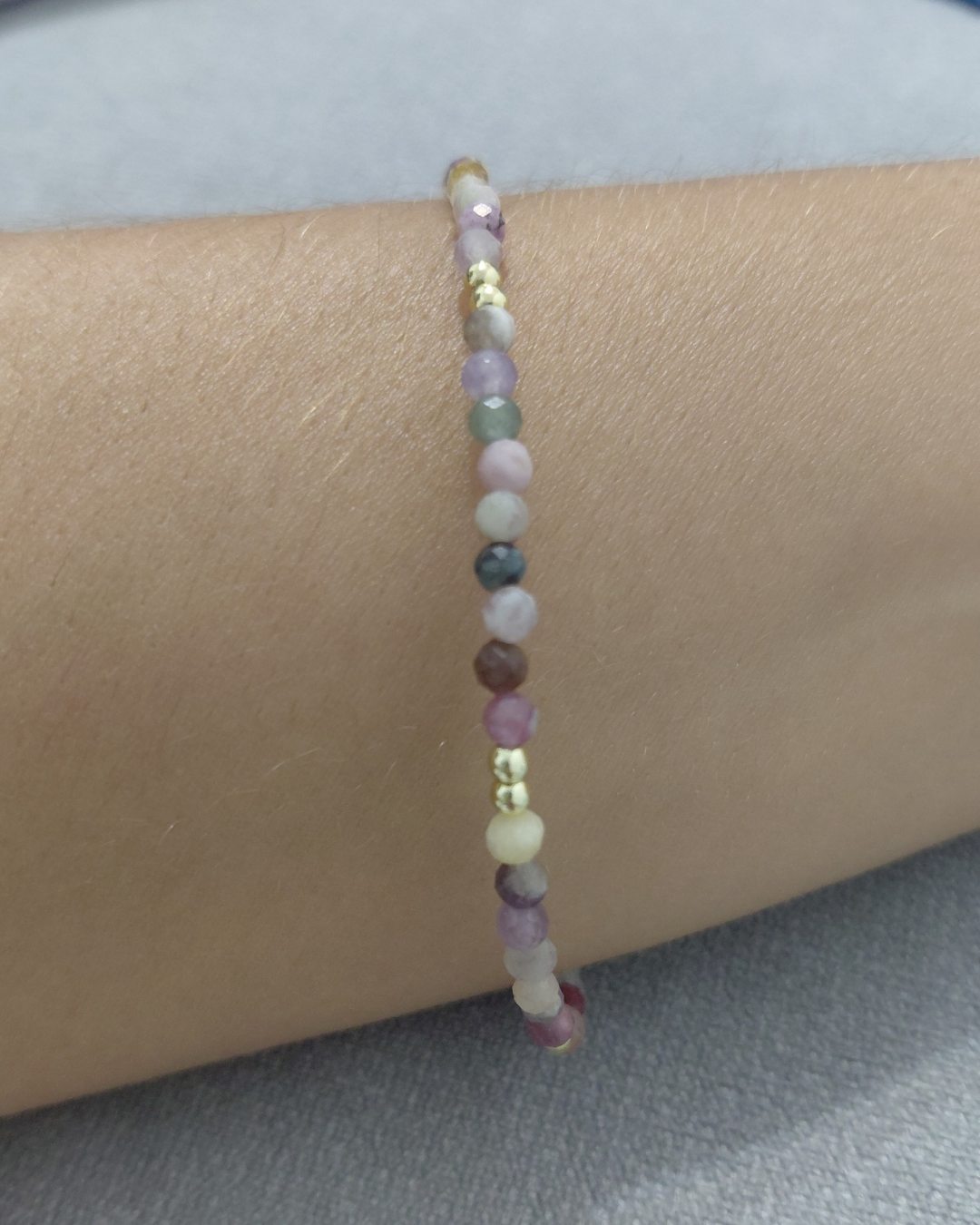 Pulsera Bruma Dorada de Piedras Naturales