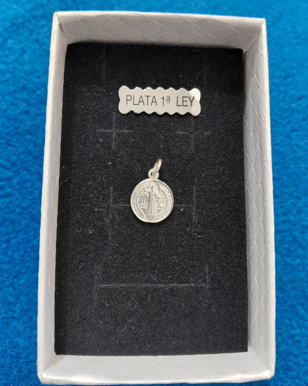 Medalla de San Benito de Plata de Ley