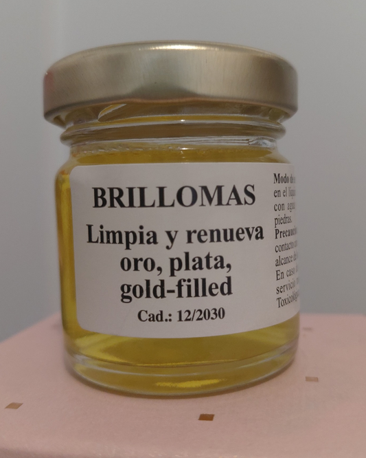 Líquido limpiador de plata y oro
