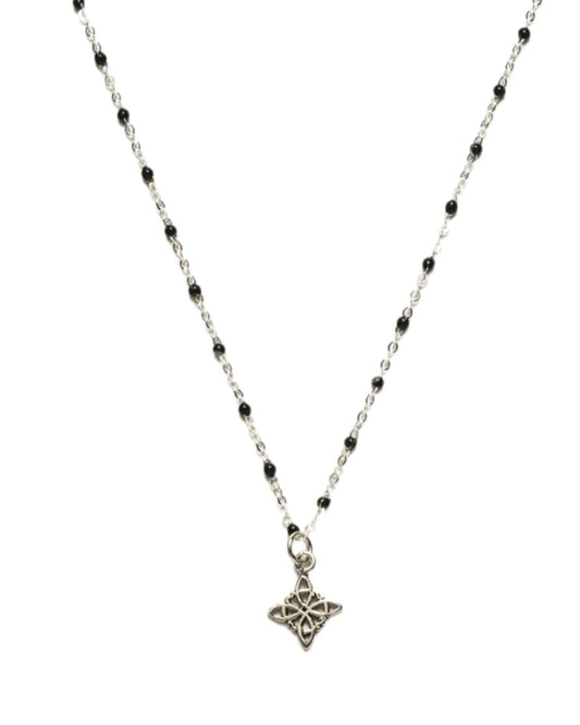 Collar Bolitas Negras Nudo de Bruja de Plata de Ley