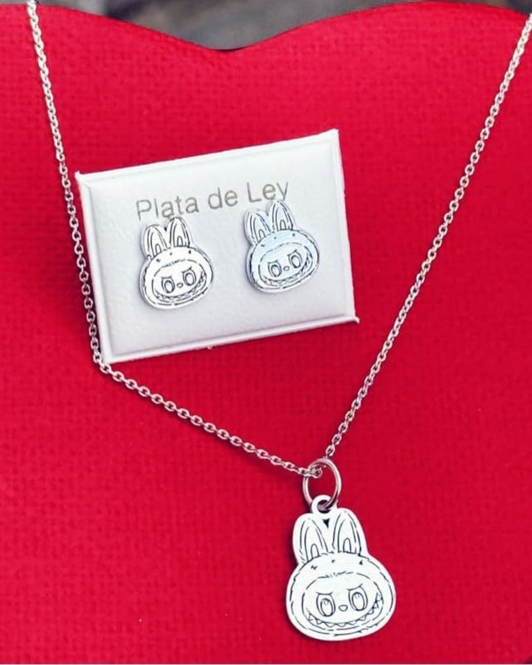 Conjunto Collar + Pendientes Labubu Personalizado