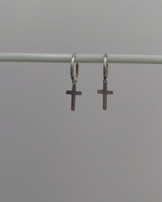 Aritos Cruz en Plata