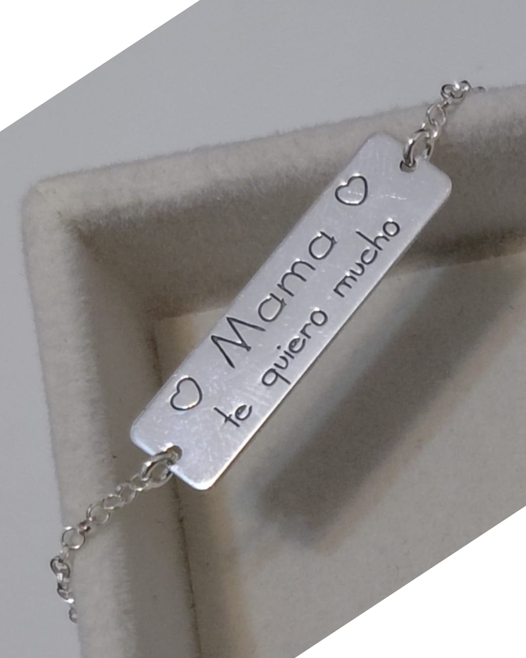 Pulsera Placa Mamá Te Quiero Mucho
