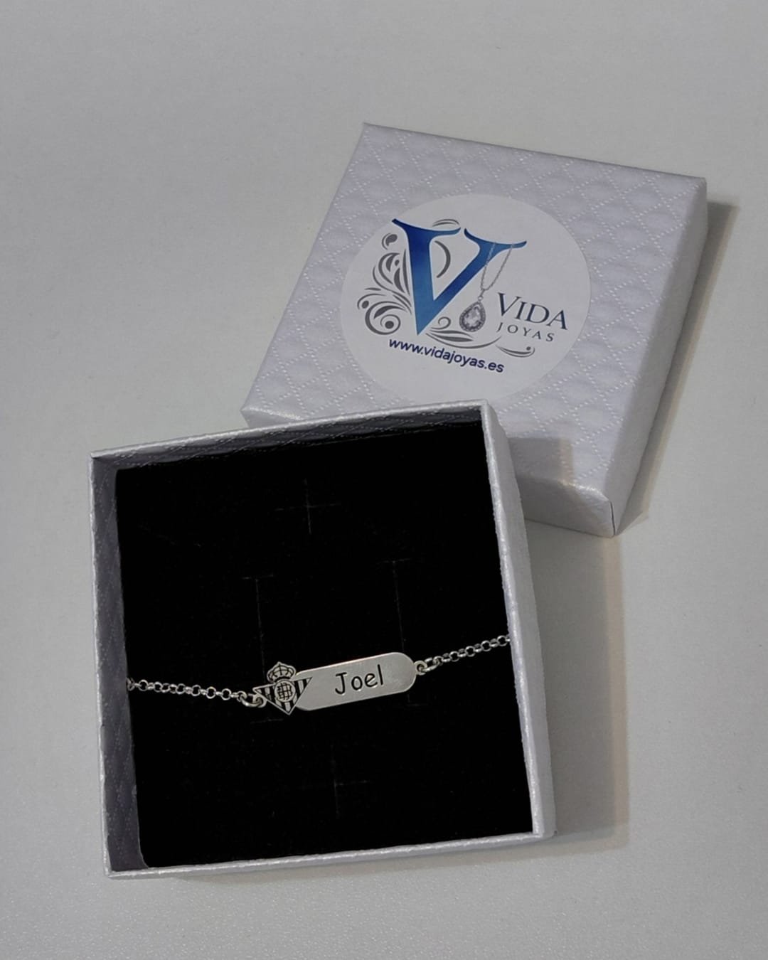 Esclava Personalizada con Escudo y Nombre