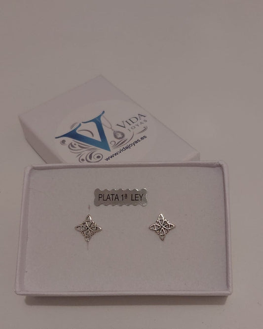 Pendientes Nudo de Bruja de Plata de Ley con Cierre de Tuerca