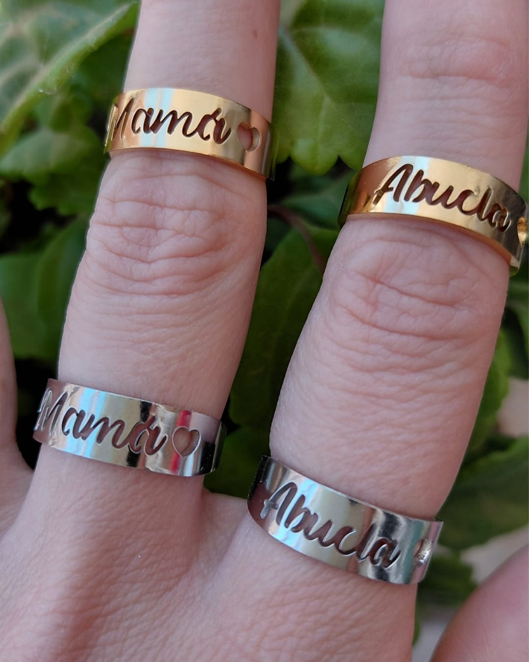 Anillo Calado Mamá o Abuela con Corazón