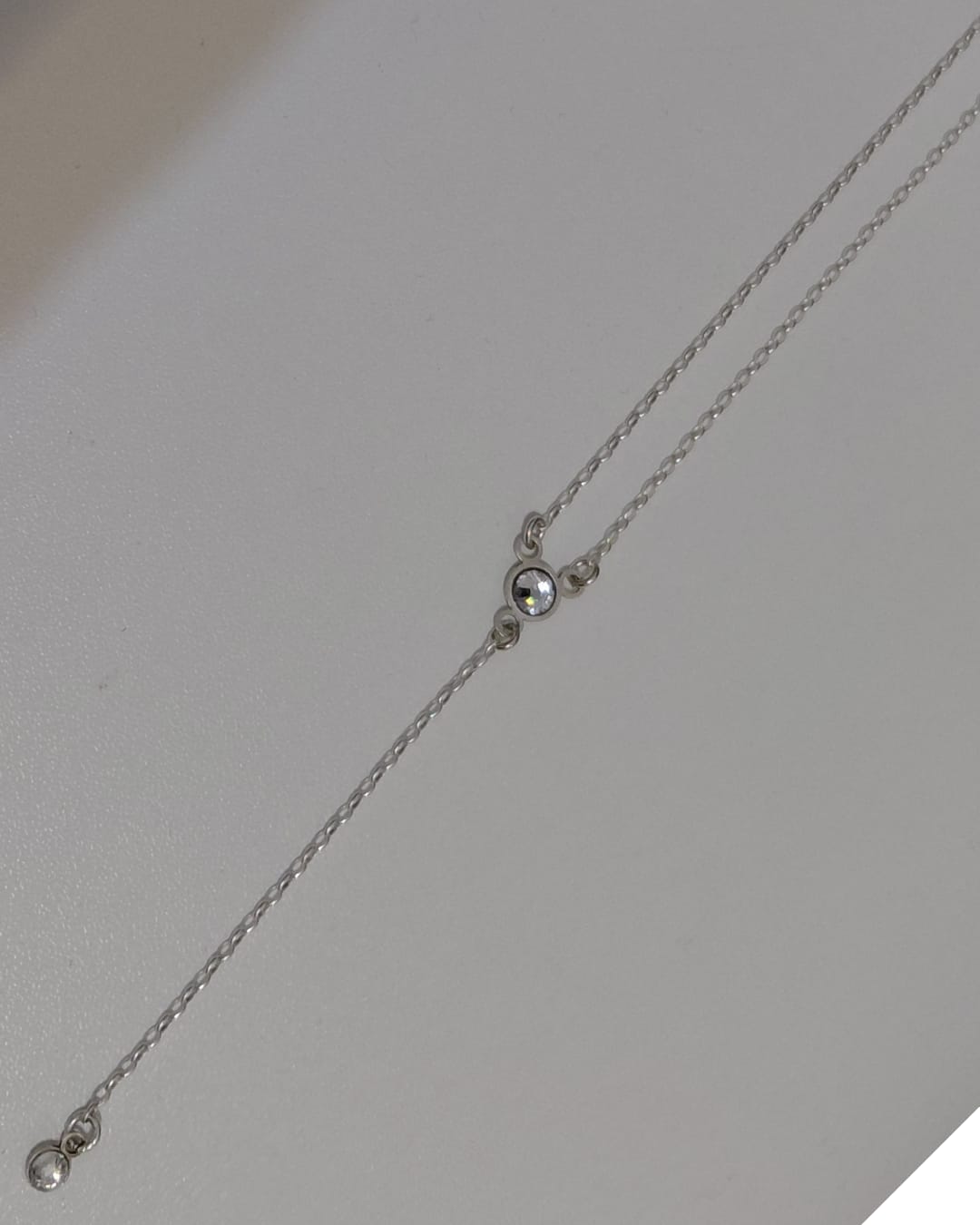 Collar Corbatero con Brillantitos en Plata