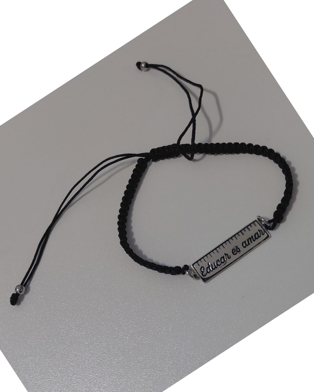 Pulsera Macramé Educar es Amar